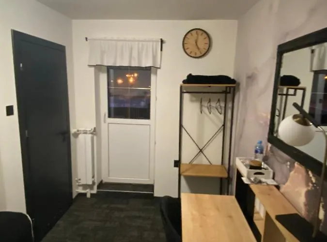 Przy Zamku Πανσιόν 4*