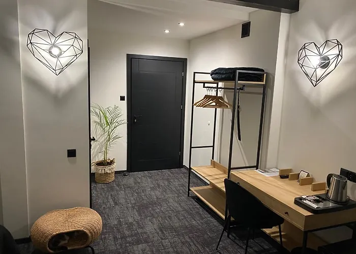 Przy Zamku Πανσιόν Człuchów