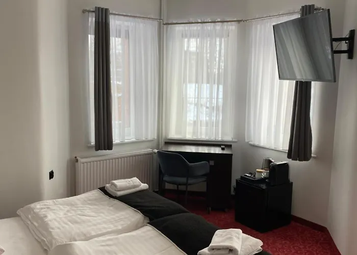 Πανσιόν Przy Zamku 4*